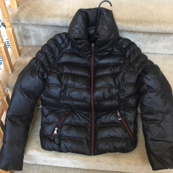 Medium Guess black jacket worn twice - Picture 3 of 3